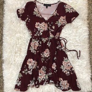 Juniors Dress Size Small